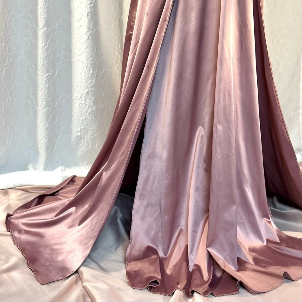 Windsor elegant Rose flowy dress. - Picture 3 of 14